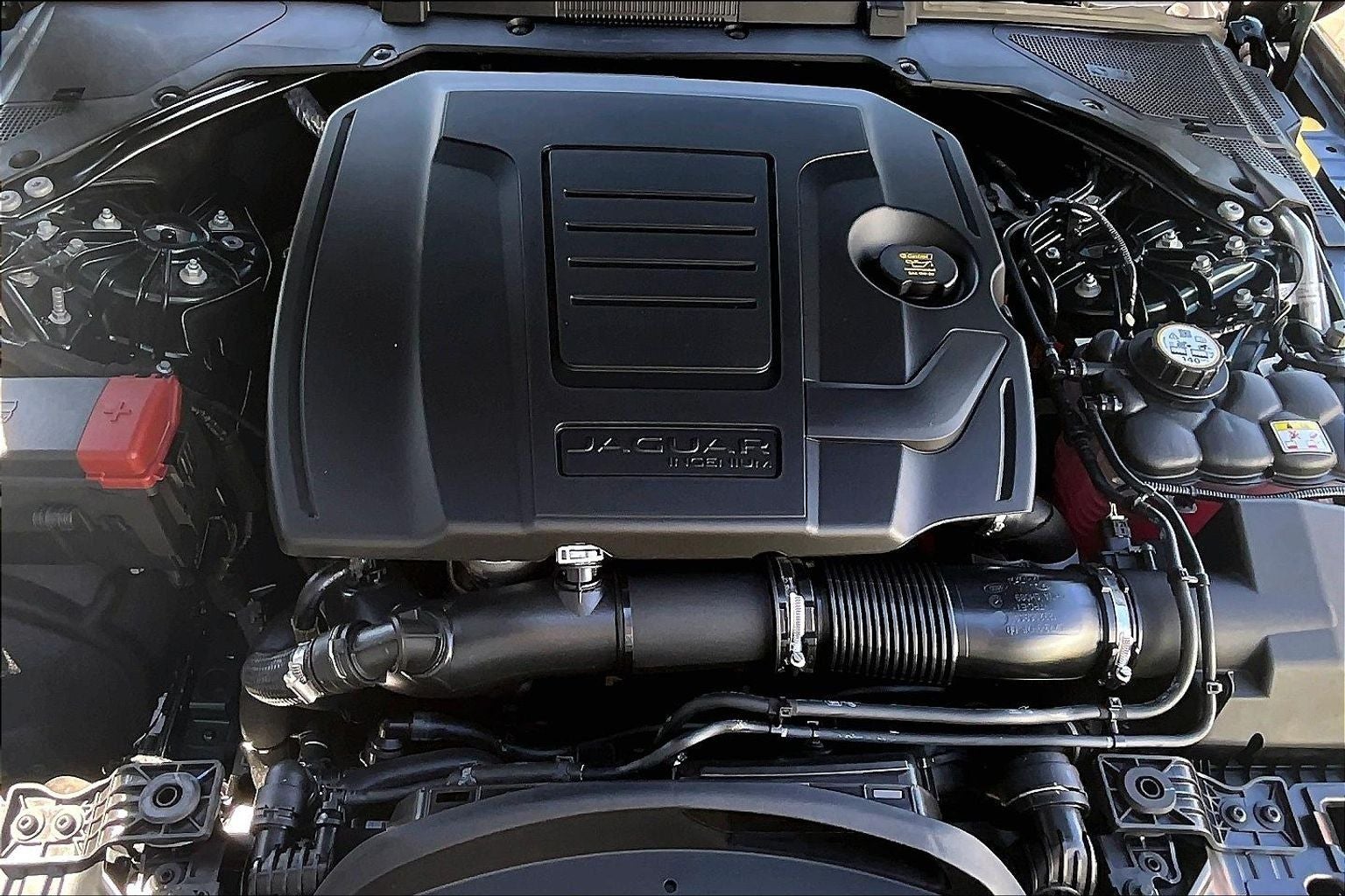 2024 Jaguar XF R-Dynamic SE