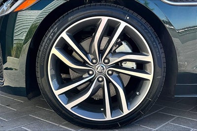 2024 Jaguar XF R-Dynamic SE