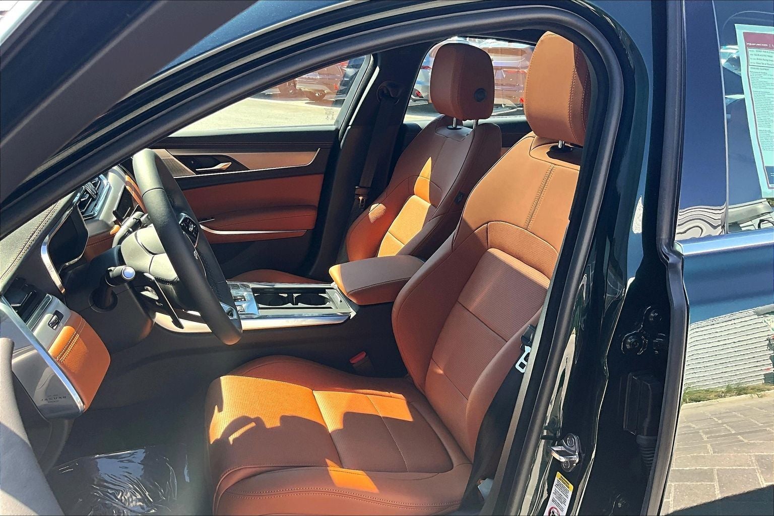 2024 Jaguar XF R-Dynamic SE