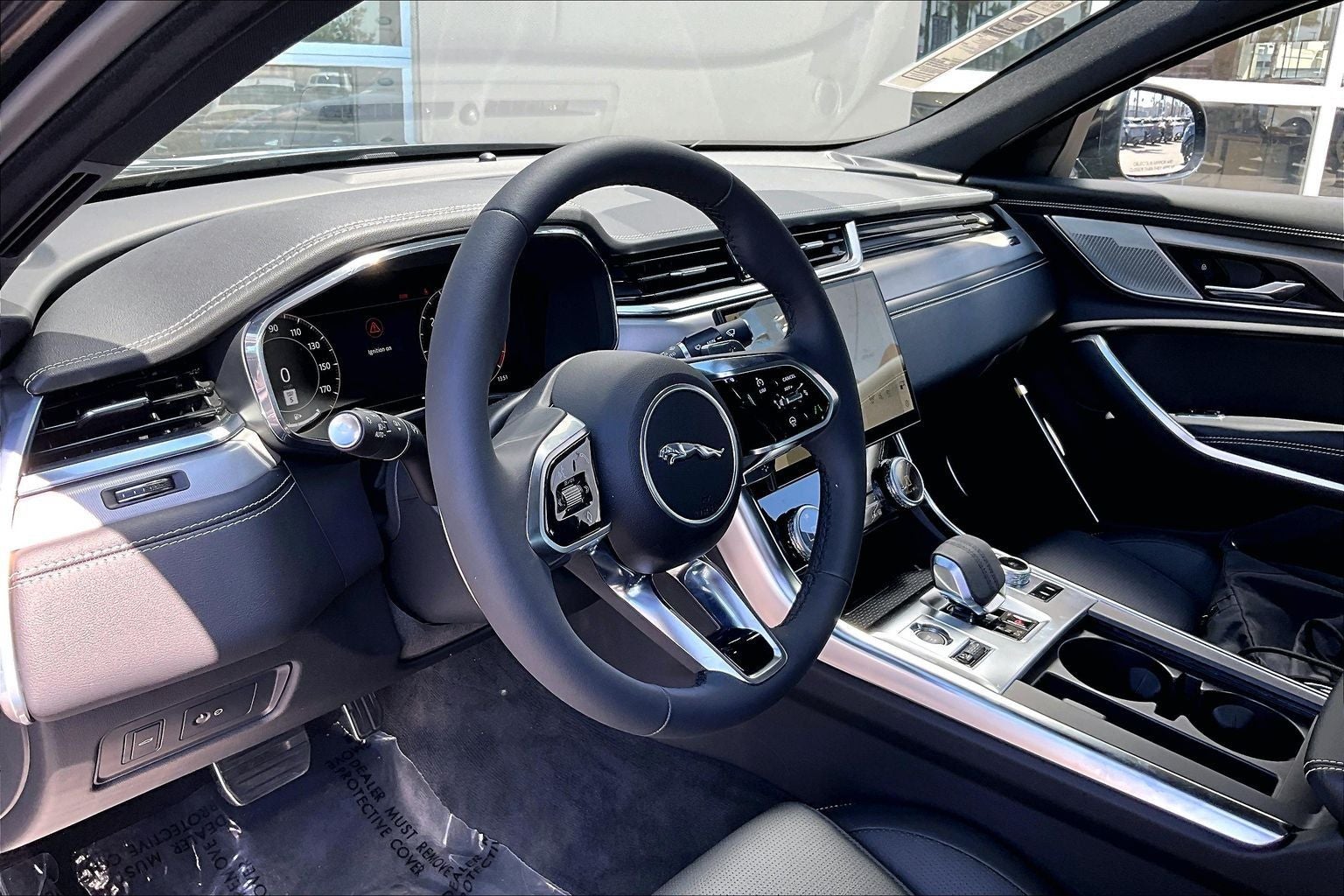 2024 Jaguar XF R-Dynamic SE