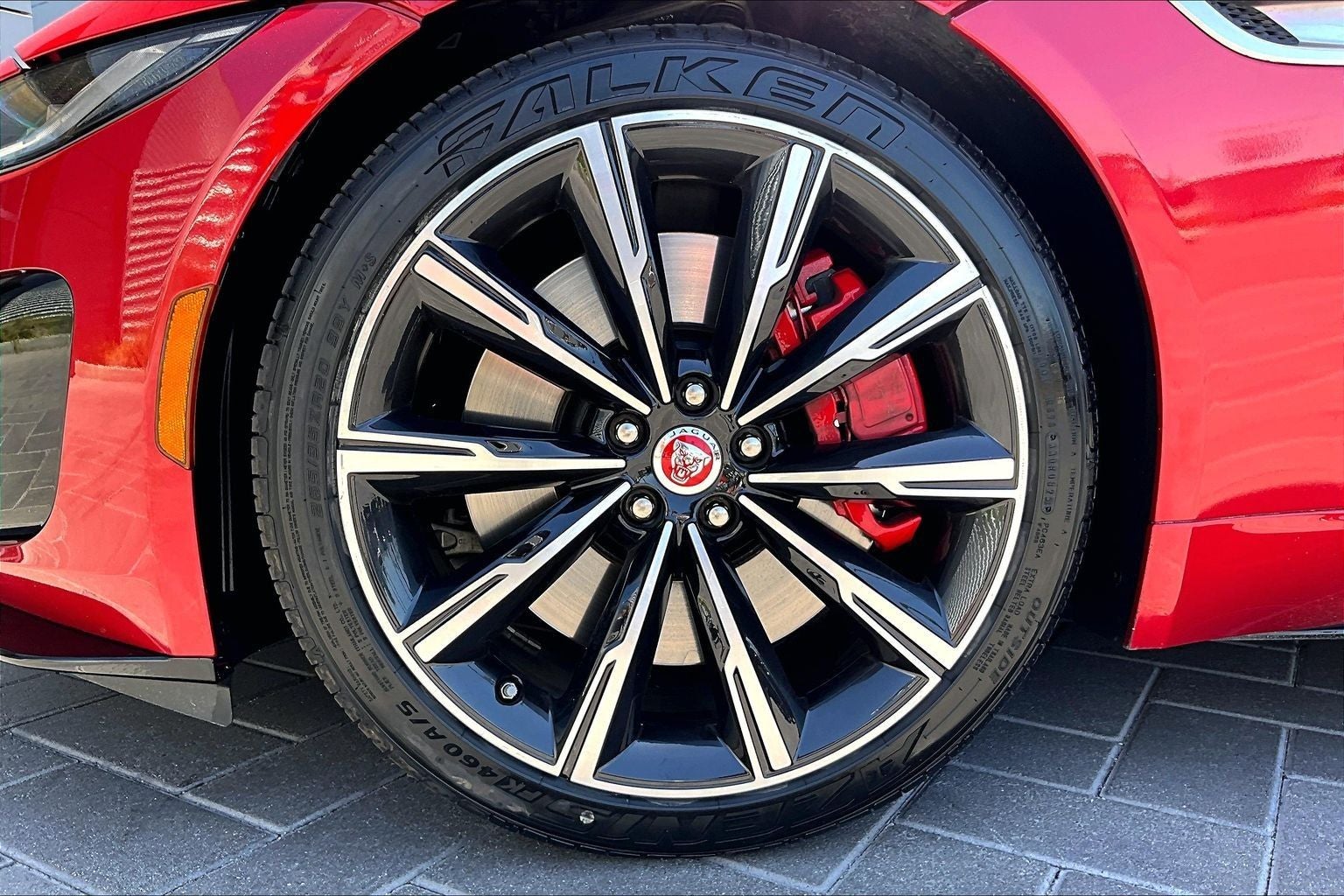 2021 Jaguar F-TYPE R