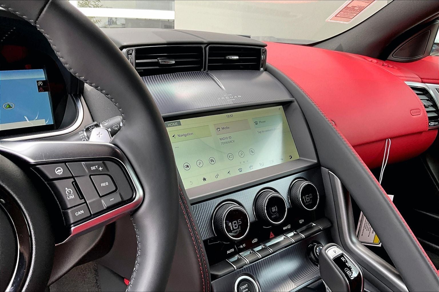 2024 Jaguar F-TYPE P450