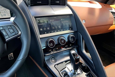 2024 Jaguar F-TYPE P450