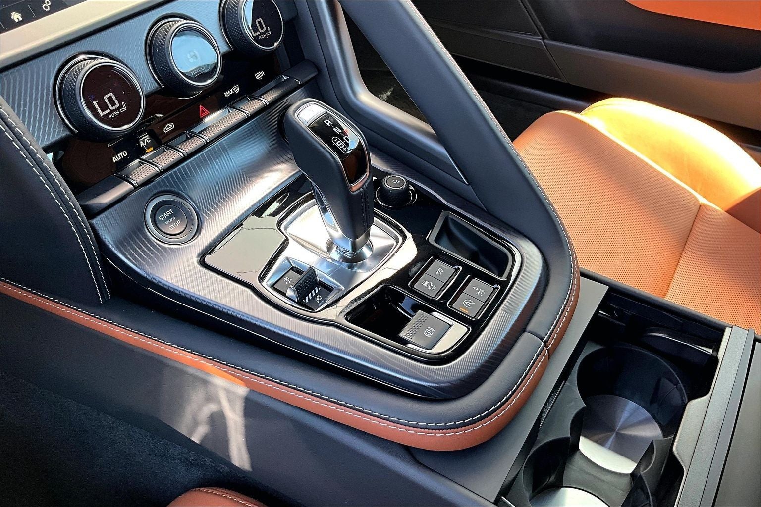 2024 Jaguar F-TYPE P450