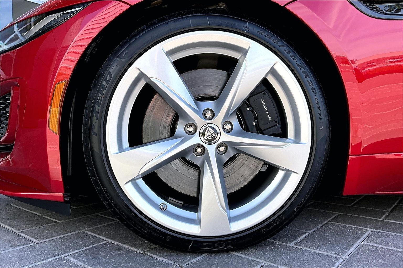 2024 Jaguar F-TYPE P450