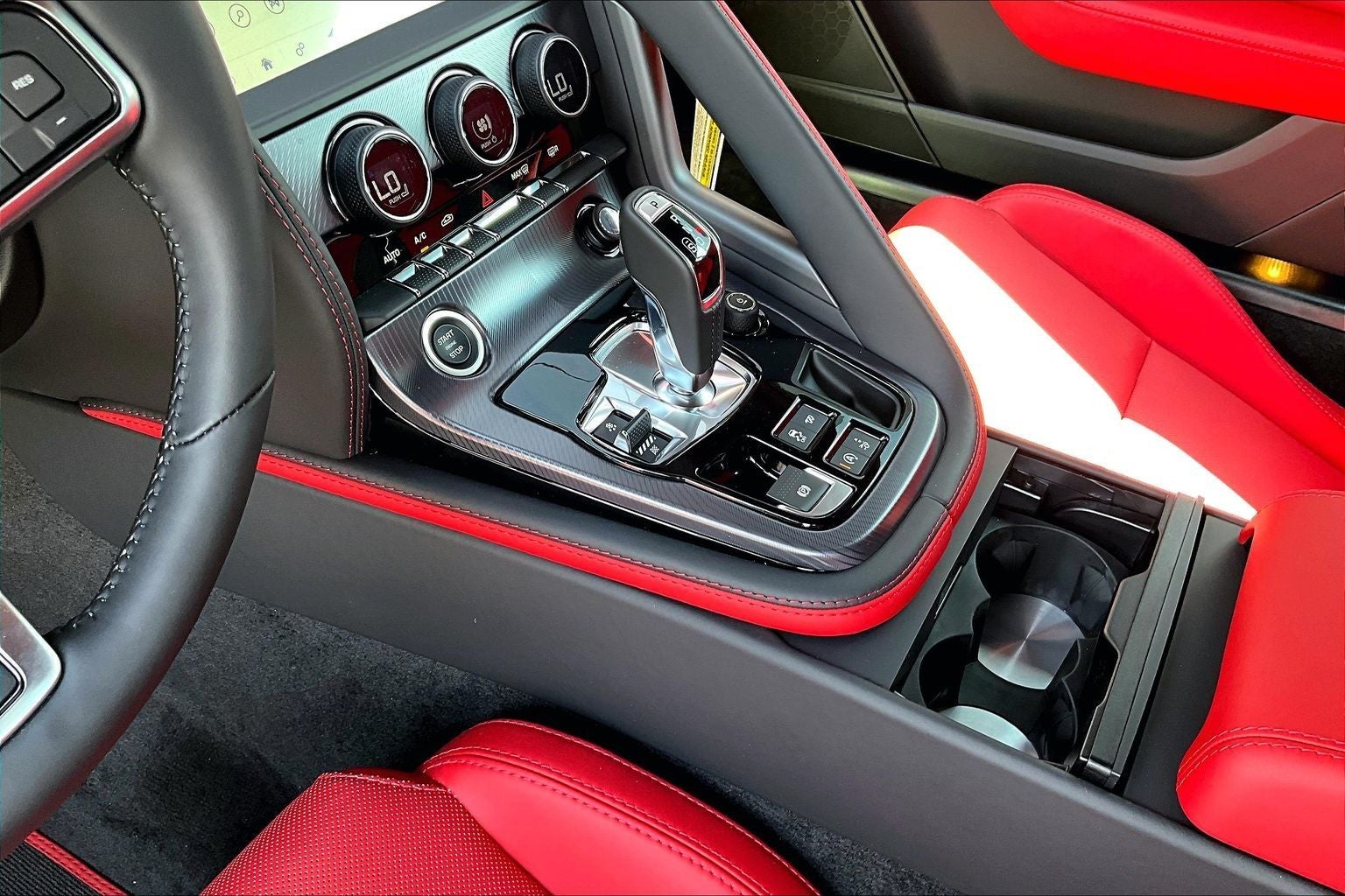 2024 Jaguar F-TYPE P450