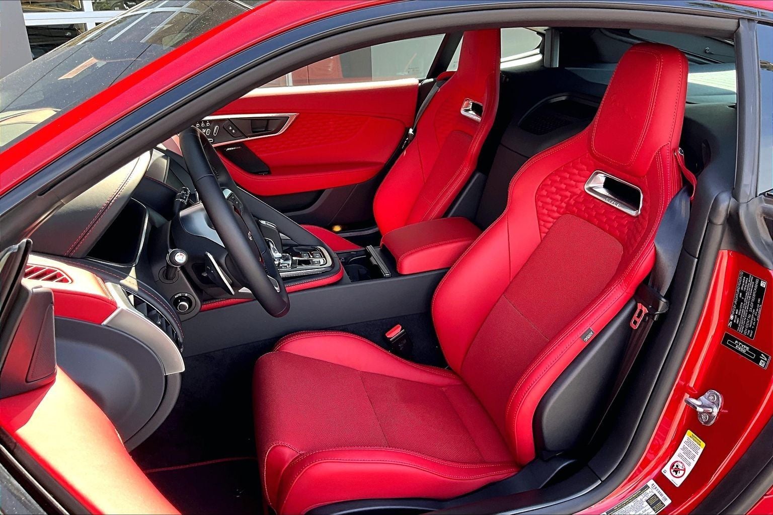 2024 Jaguar F-TYPE P450