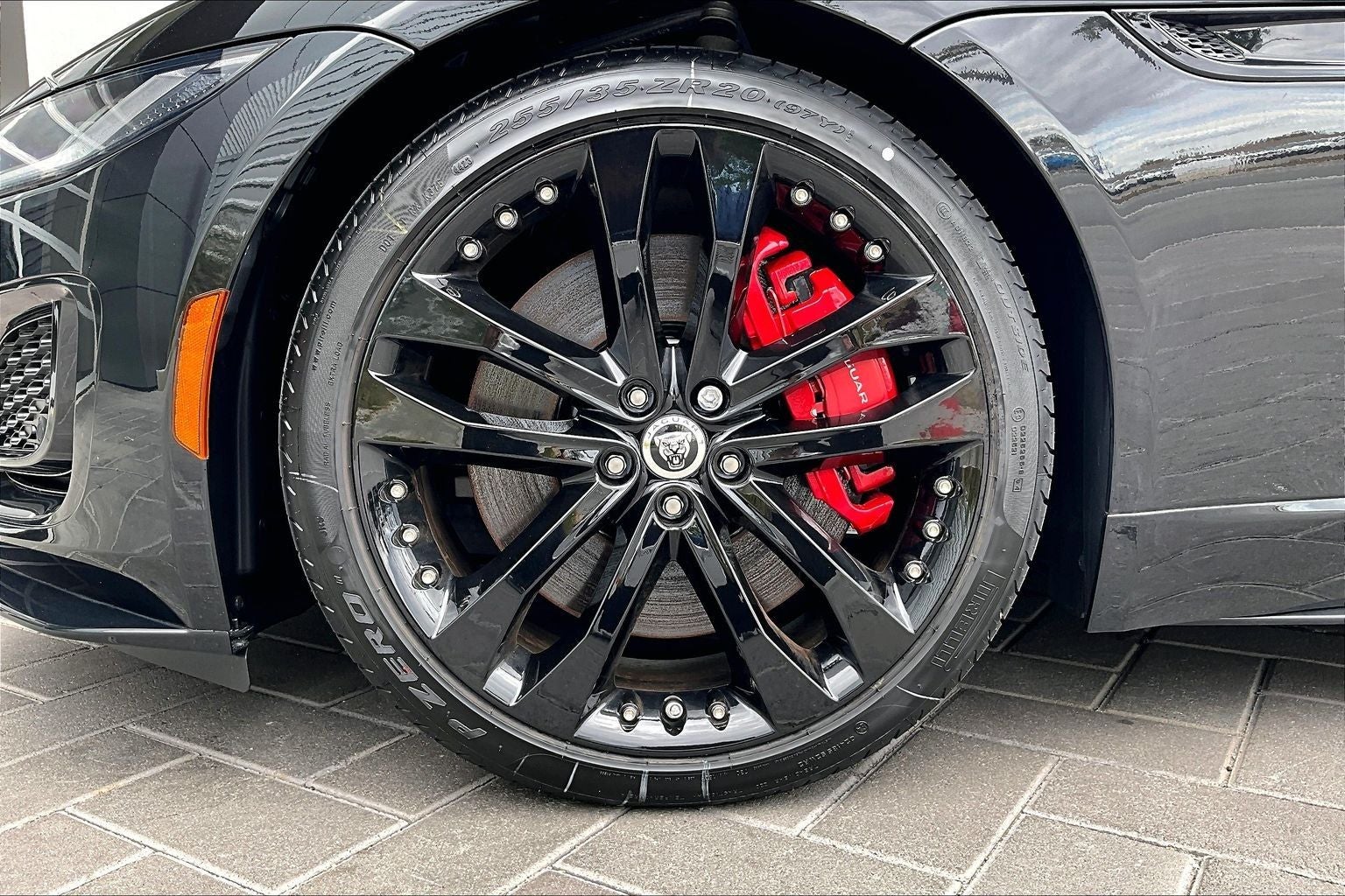 2024 Jaguar F-TYPE P450