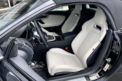 2024 Jaguar F-TYPE P450