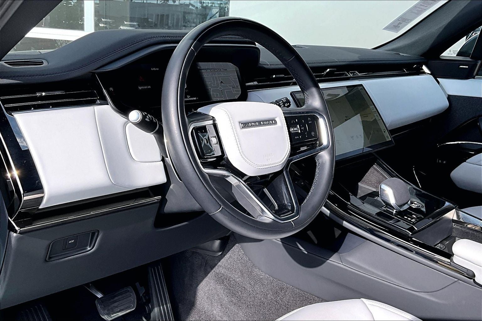 2025 Land Rover Range Rover Sport S