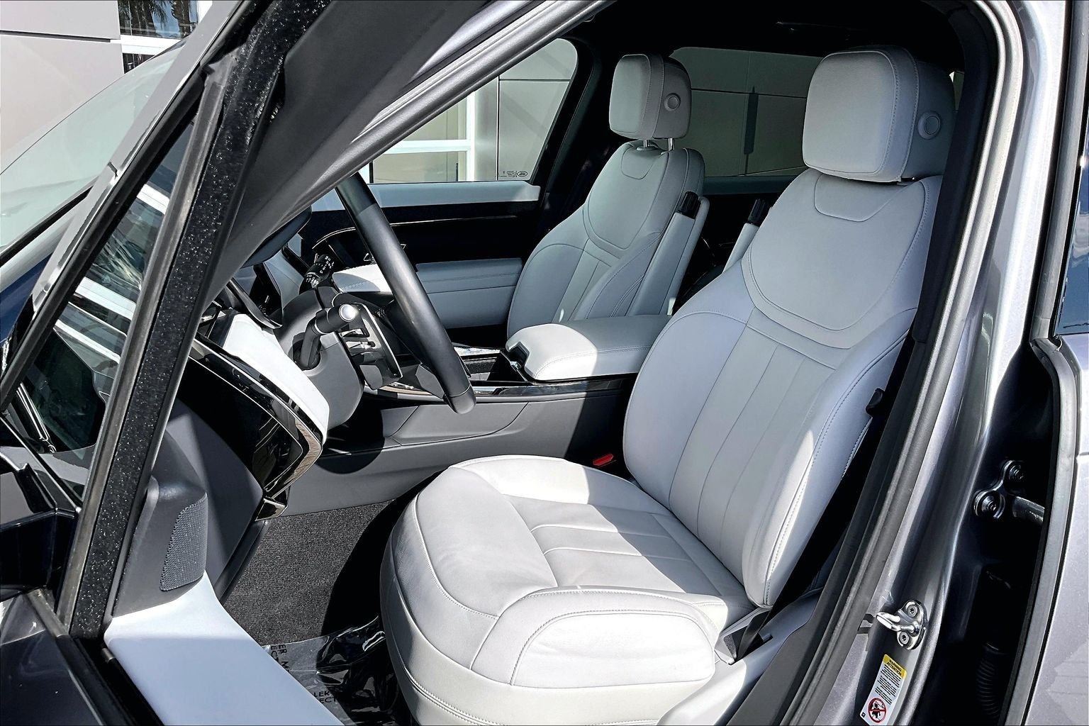 2025 Land Rover Range Rover Sport S