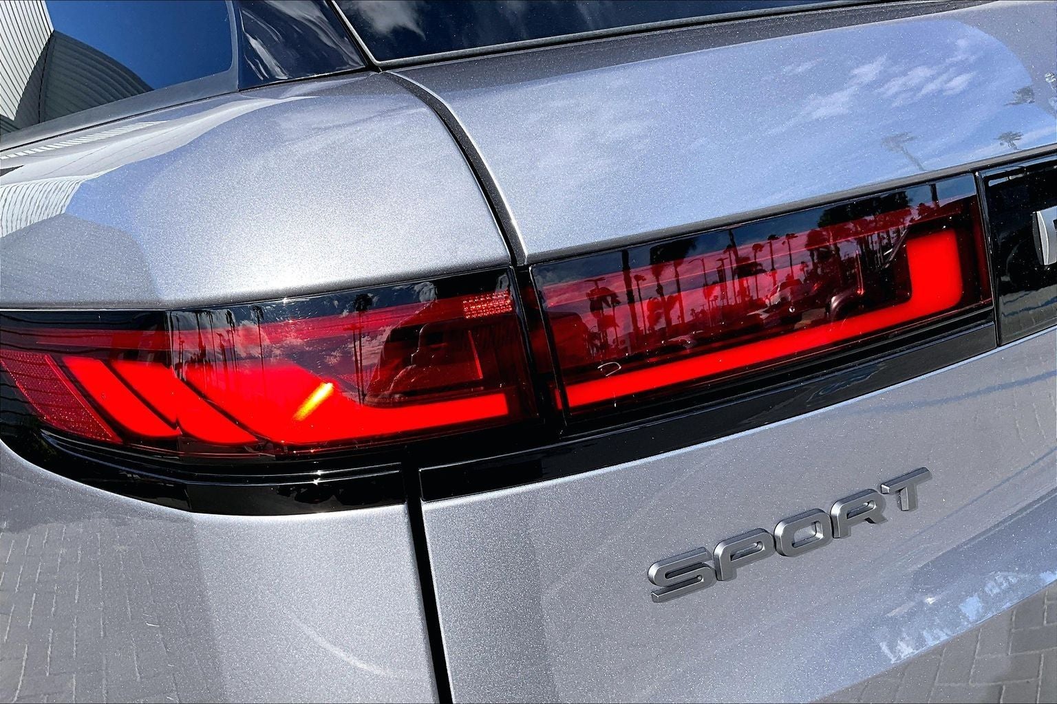 2025 Land Rover Range Rover Sport S