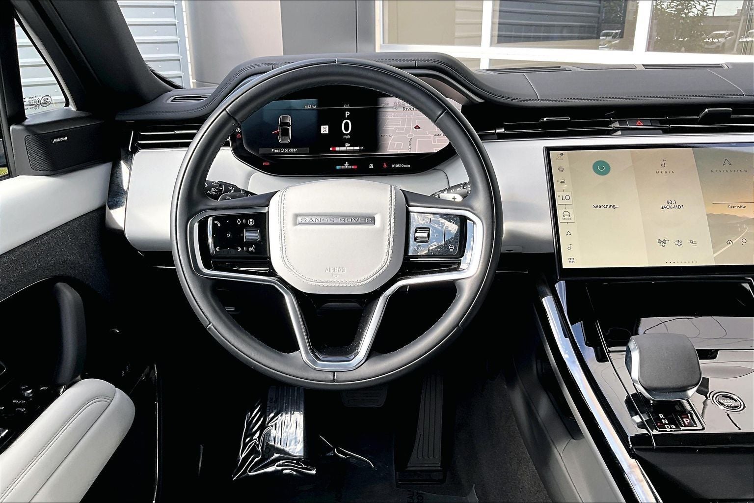 2025 Land Rover Range Rover Sport S