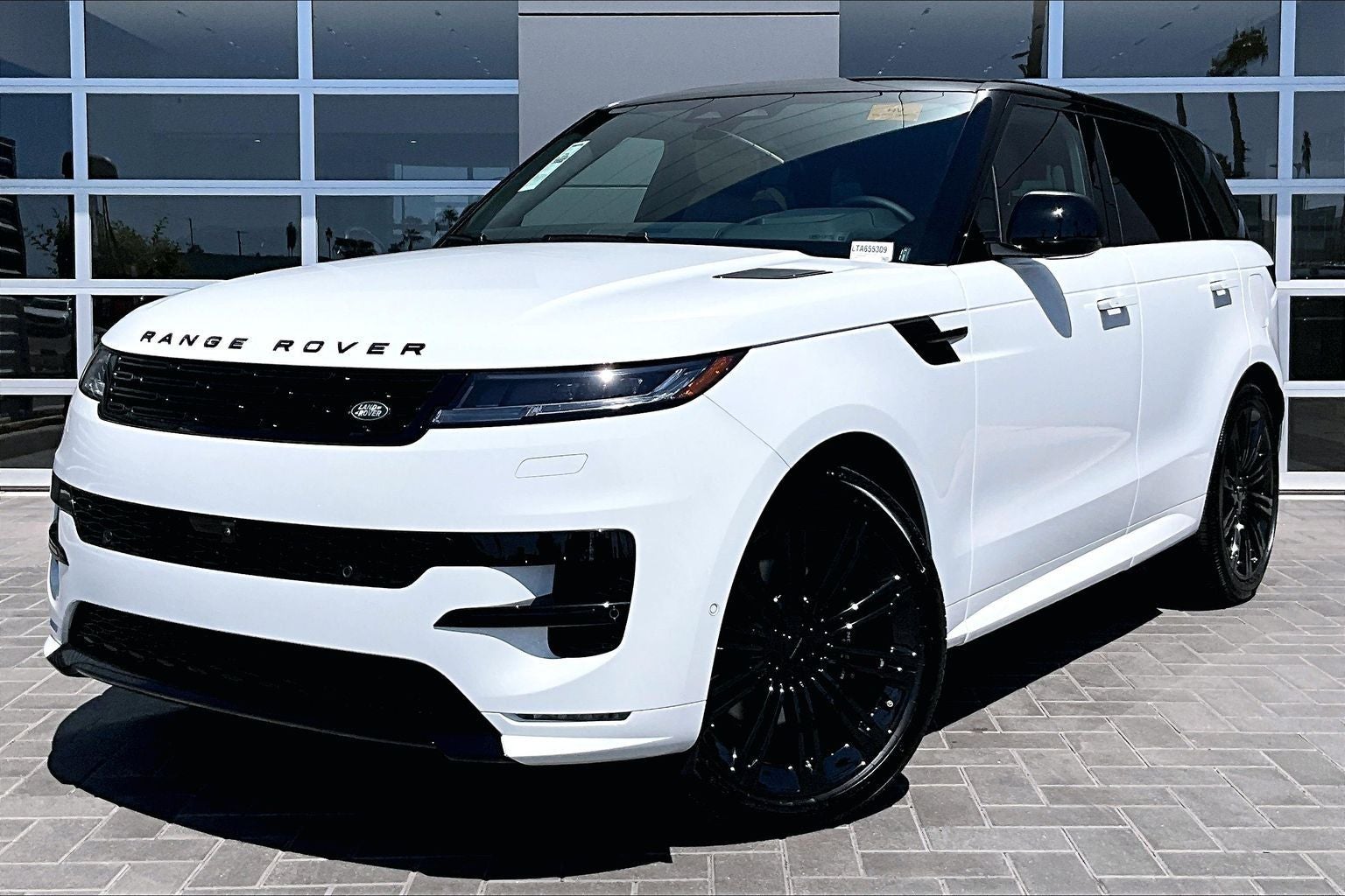 2026 Land Rover Range Rover Sport Plug-in Hybrid Dynamic SE