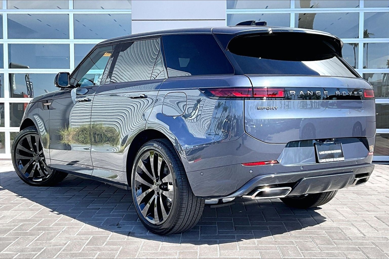 2026 Land Rover Range Rover Sport Plug-in Hybrid Dynamic SE