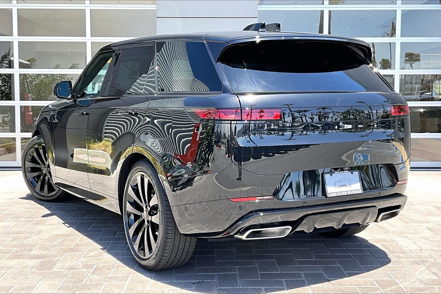 2026 Land Rover Range Rover Sport Plug-in Hybrid Dynamic SE