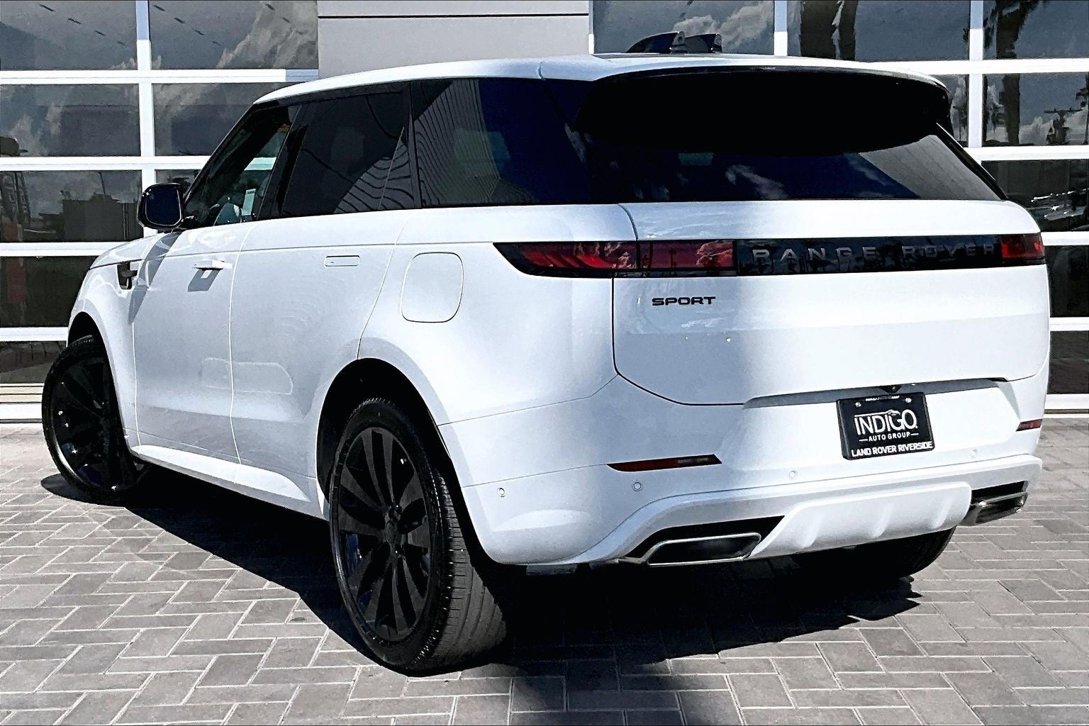 2026 Land Rover Range Rover Sport Plug-in Hybrid Dynamic SE