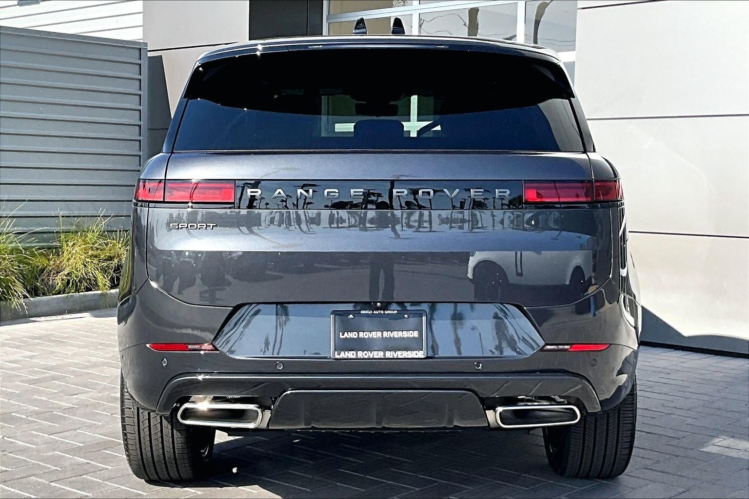 2026 Land Rover Range Rover Sport Plug-in Hybrid Dynamic SE