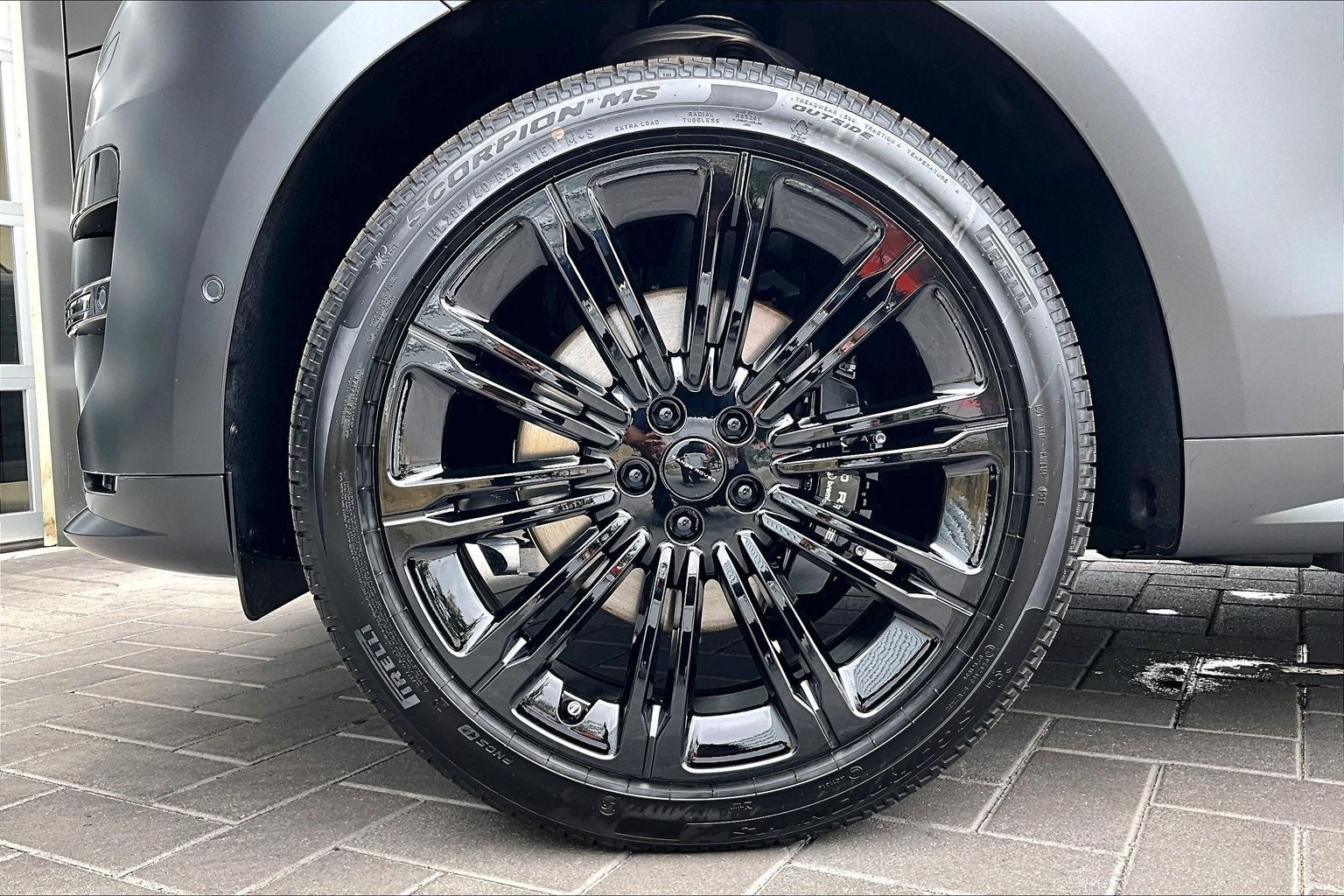 2026 Land Rover Range Rover Sport Plug-in Hybrid Dynamic SE