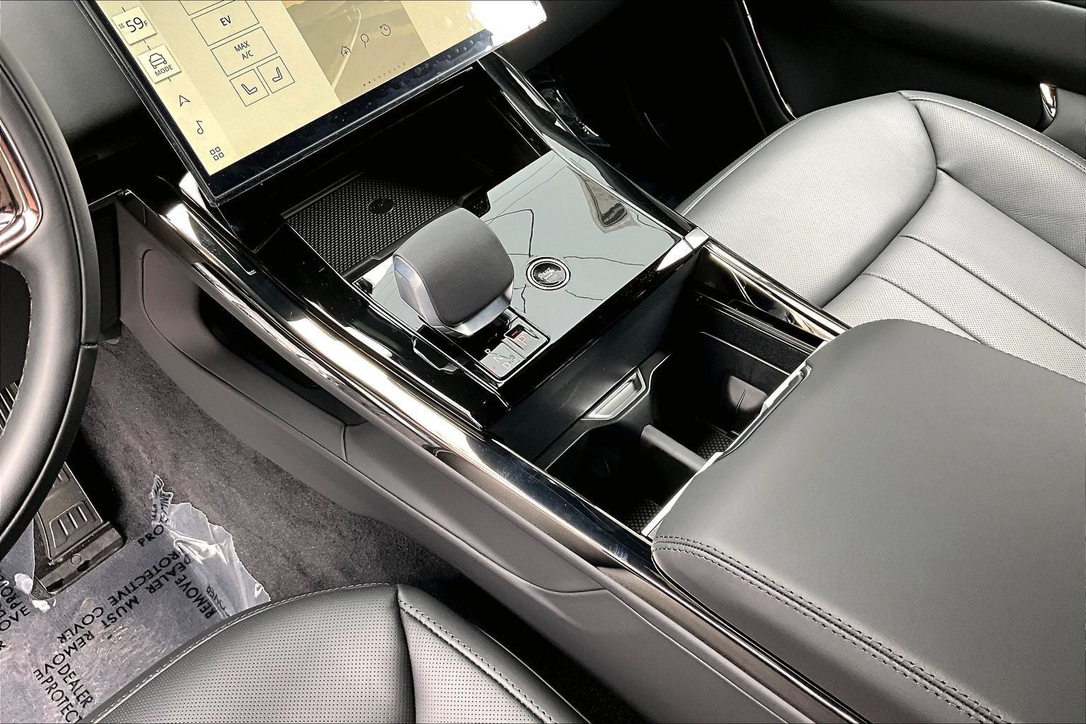 2026 Land Rover Range Rover Sport Plug-in Hybrid Dynamic SE