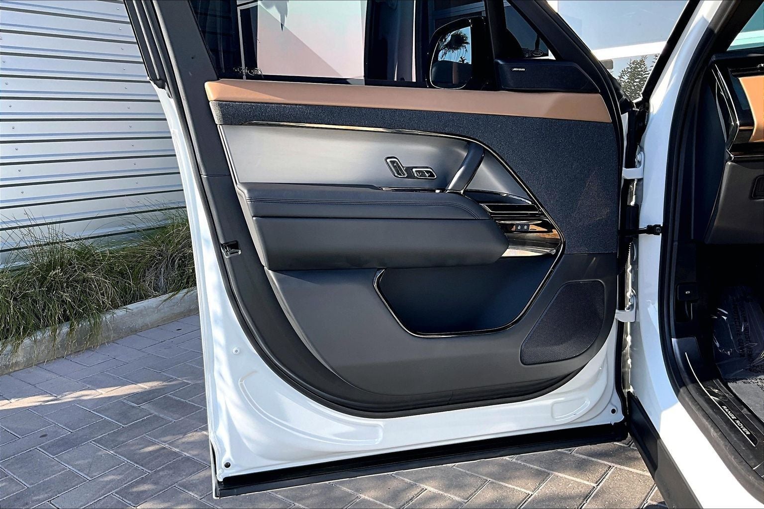 2025 Land Rover Range Rover Sport Plug-in Hybrid Dynamic SE