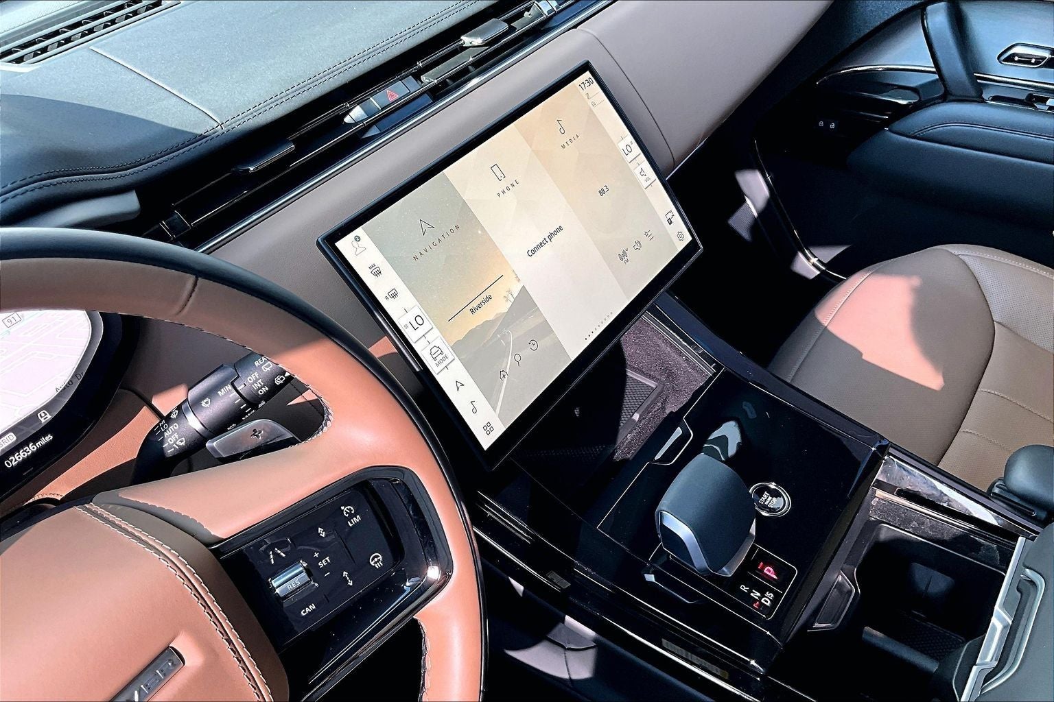 2025 Land Rover Range Rover Sport Plug-in Hybrid Dynamic SE