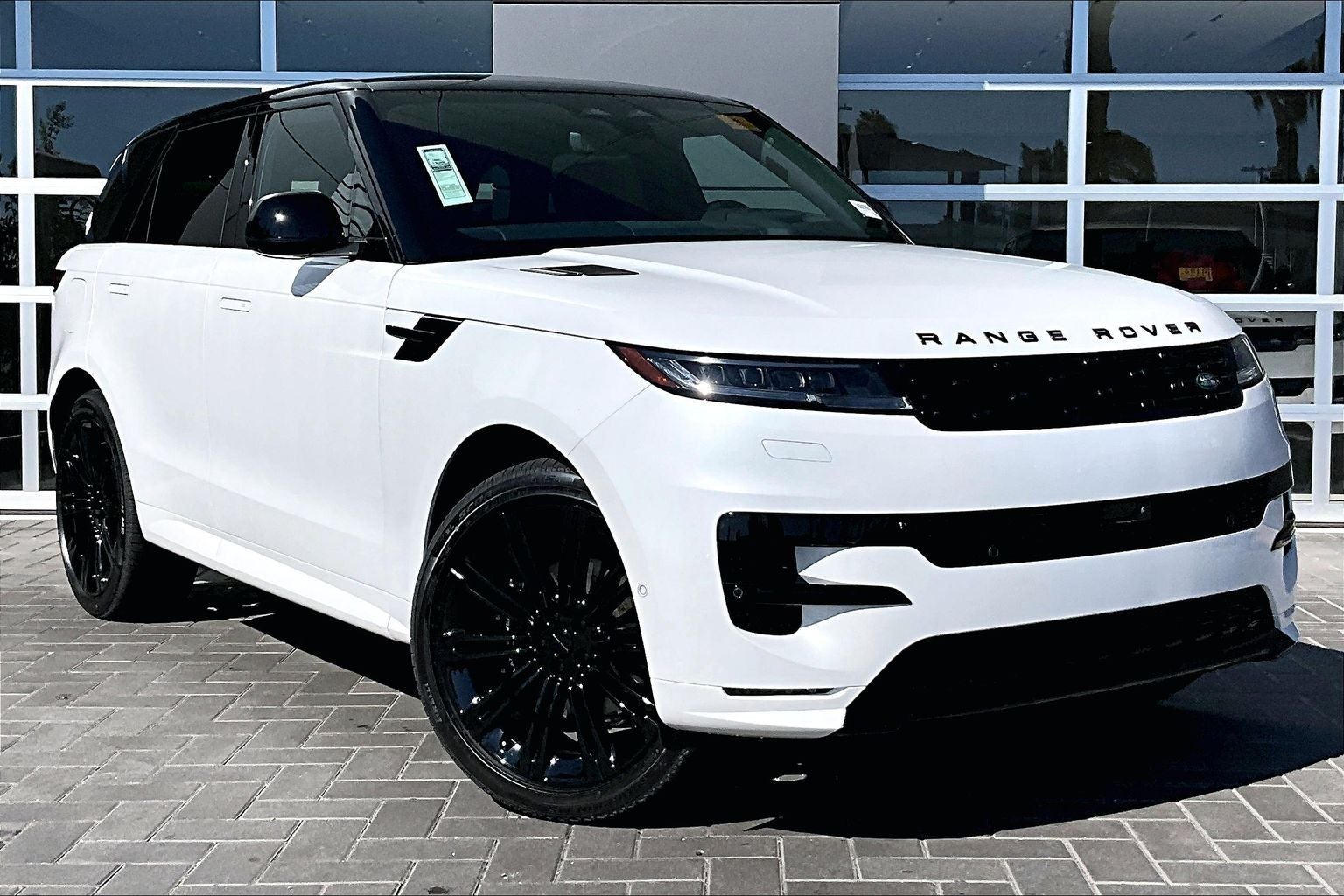 2026 Land Rover Range Rover Sport Plug-in Hybrid Dynamic SE