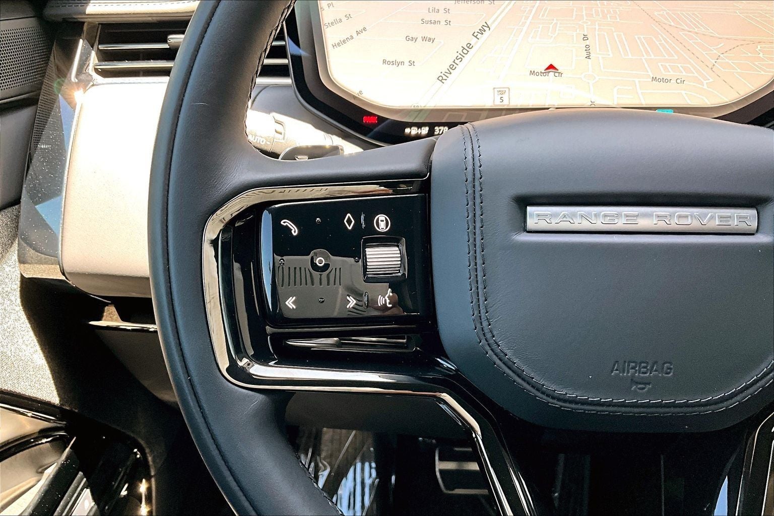 2025 Land Rover Range Rover Sport Plug-in Hybrid Dynamic SE
