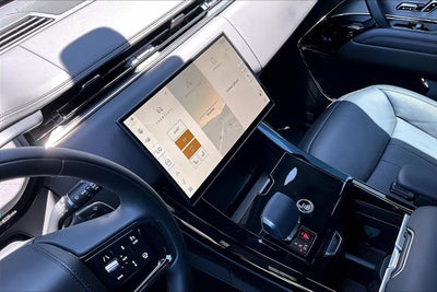 2025 Land Rover Range Rover Sport Plug-in Hybrid Dynamic SE