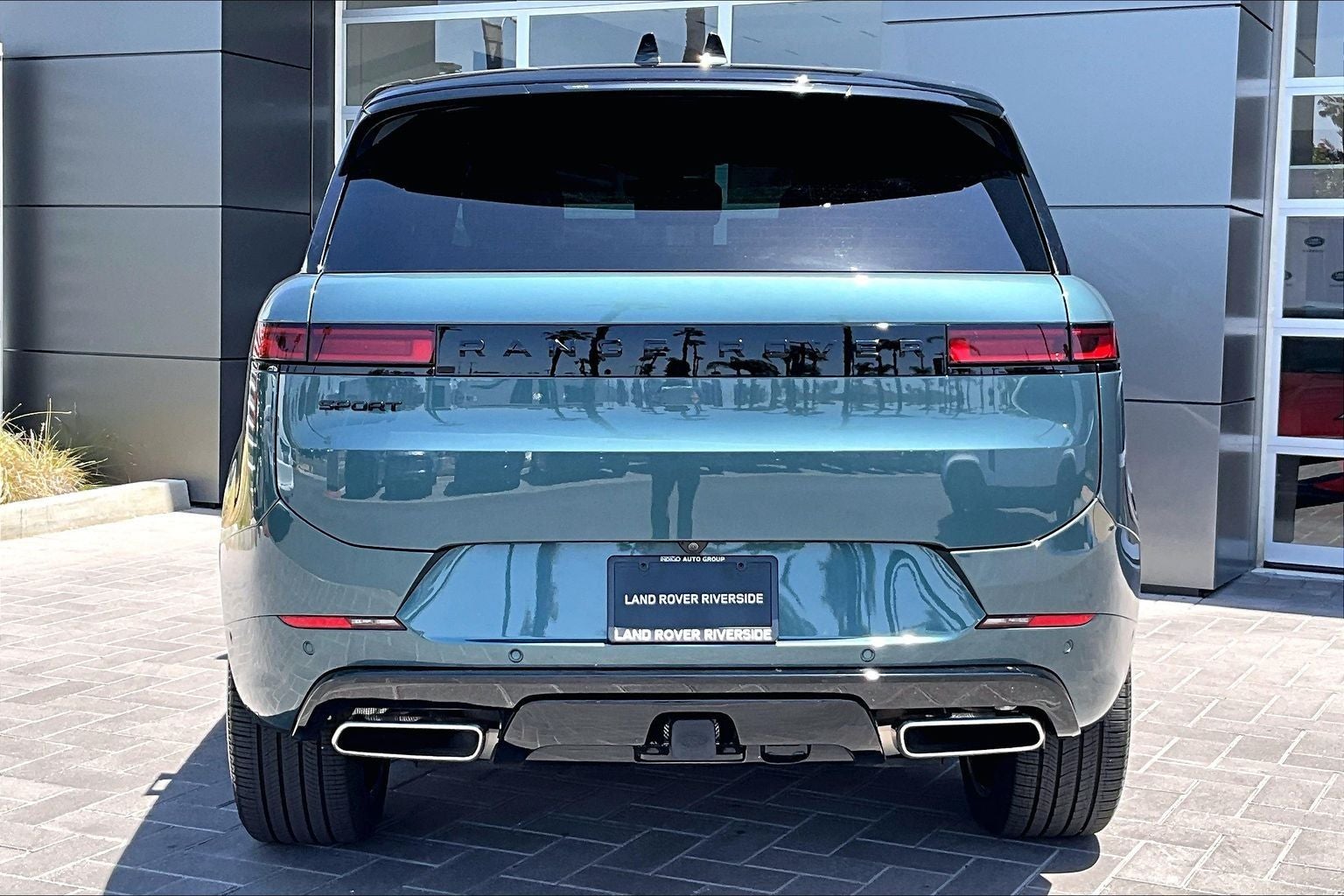 2025 Land Rover Range Rover Sport Plug-in Hybrid Dynamic SE