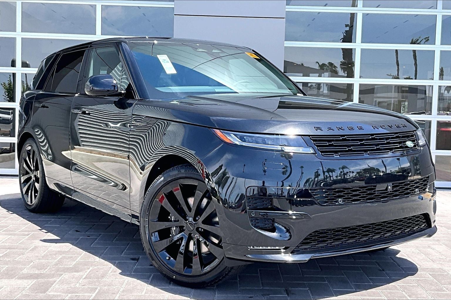 2026 Land Rover Range Rover Sport Plug-in Hybrid Dynamic SE