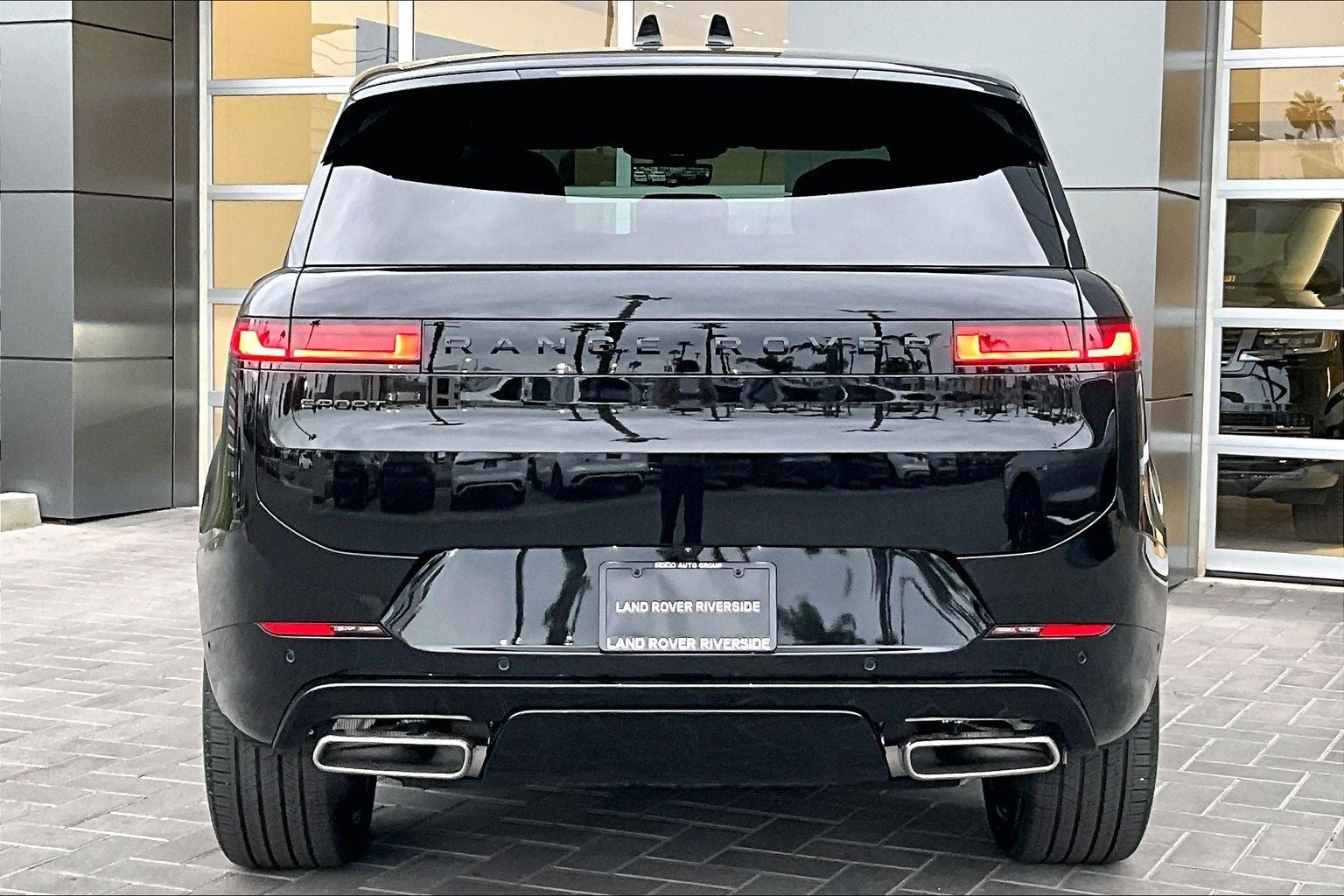 2026 Land Rover Range Rover Sport Plug-in Hybrid Dynamic SE