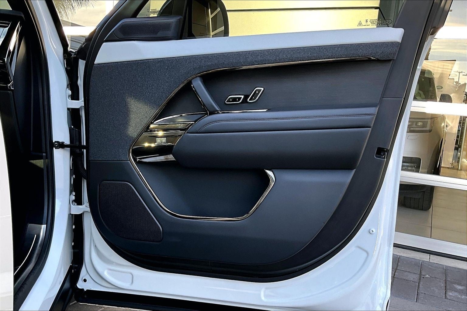 2025 Land Rover Range Rover Sport Dynamic SE