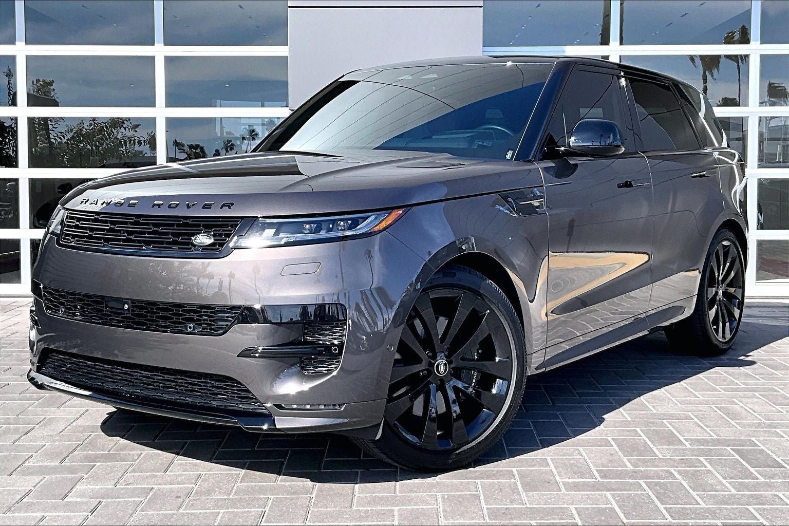 2025 Land Rover Range Rover Sport Dynamic SE