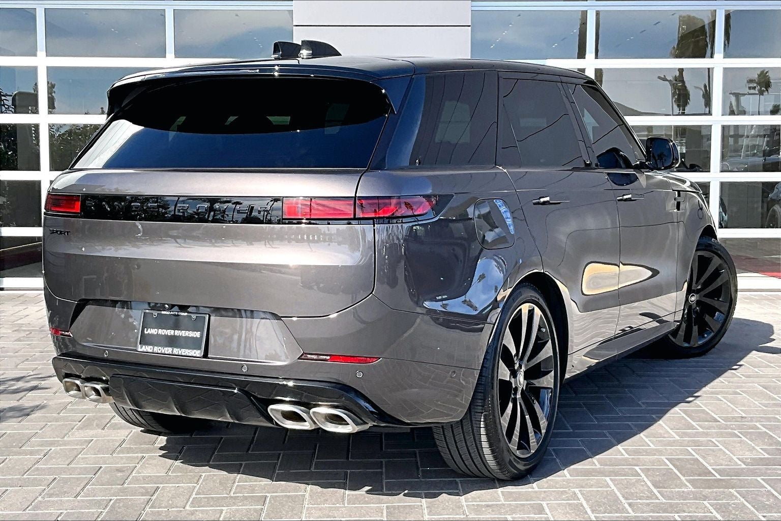 2025 Land Rover Range Rover Sport Dynamic SE