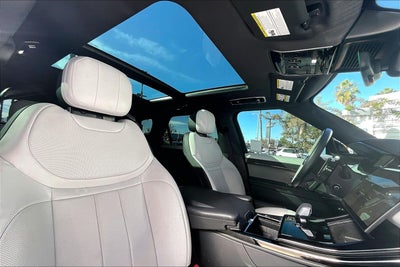 2025 Land Rover Range Rover Sport Dynamic SE