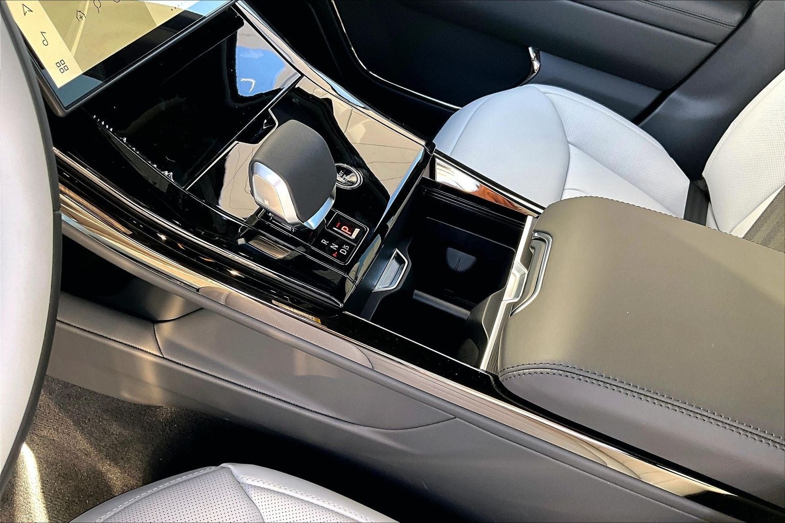 2026 Land Rover Range Rover Sport Dynamic SE