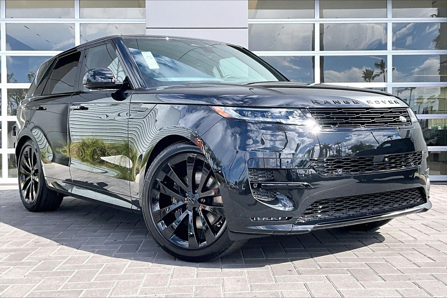 2026 Land Rover Range Rover Sport Dynamic SE