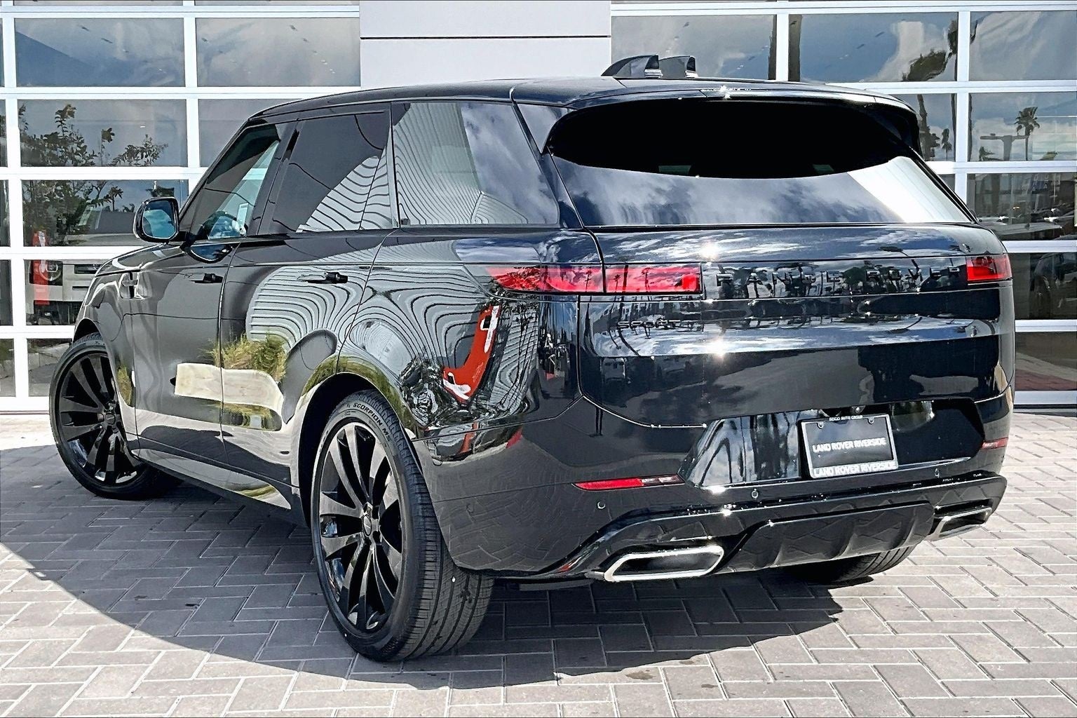 2026 Land Rover Range Rover Sport Dynamic SE
