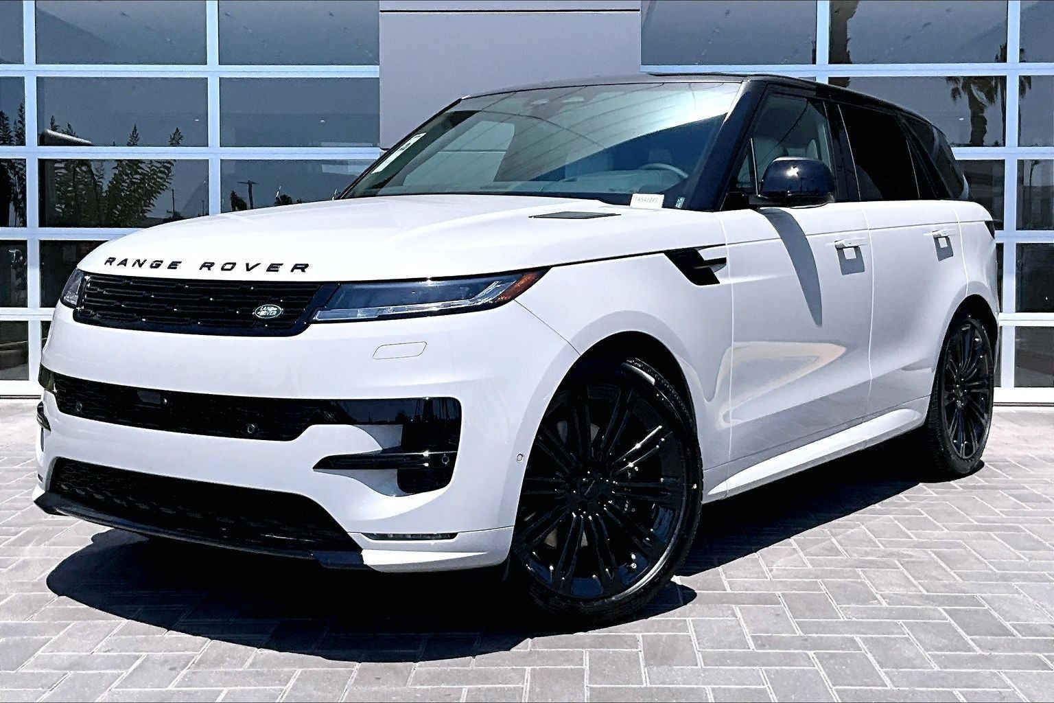 2026 Land Rover Range Rover Sport Dynamic SE