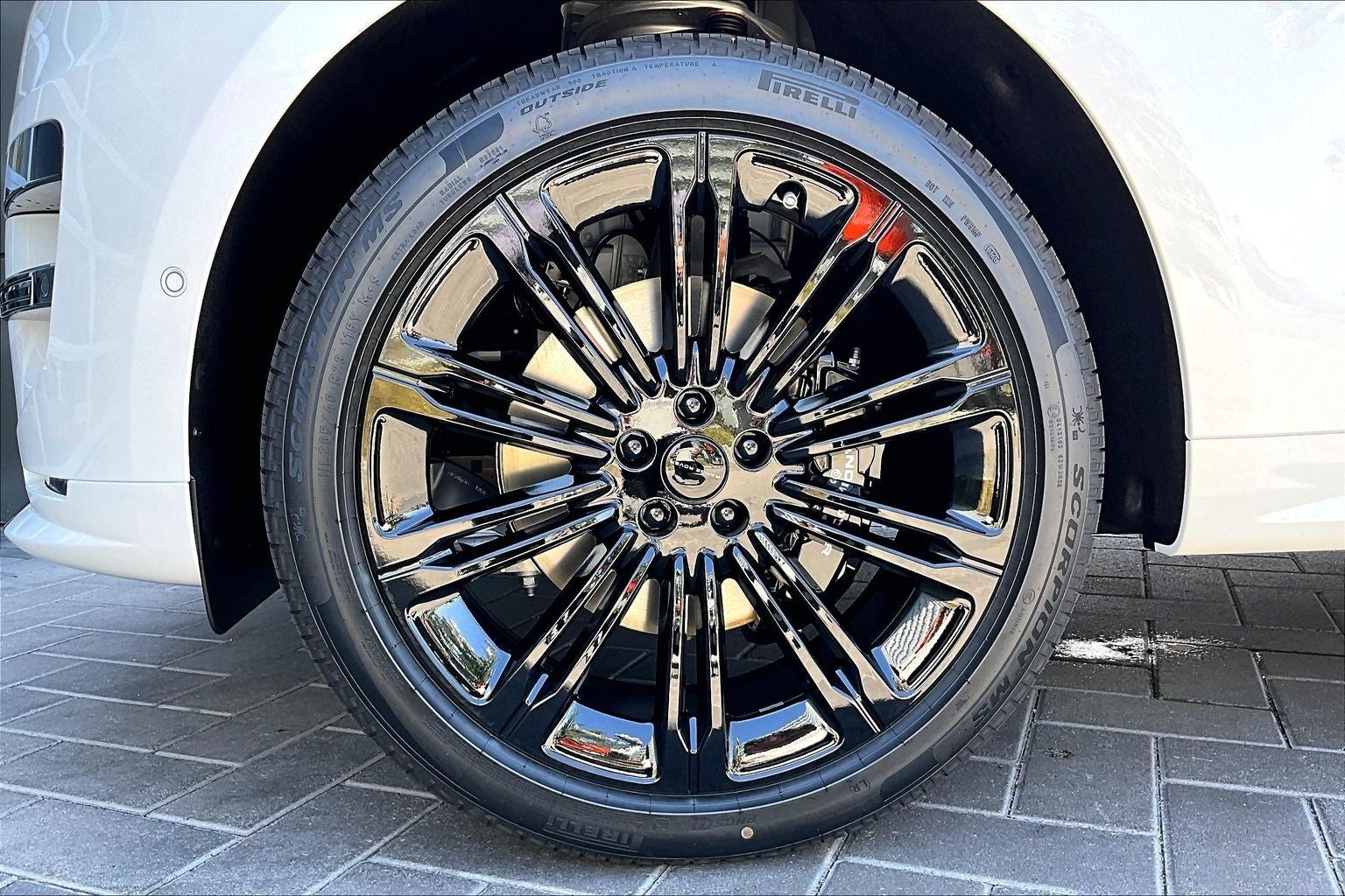 2026 Land Rover Range Rover Sport Dynamic SE