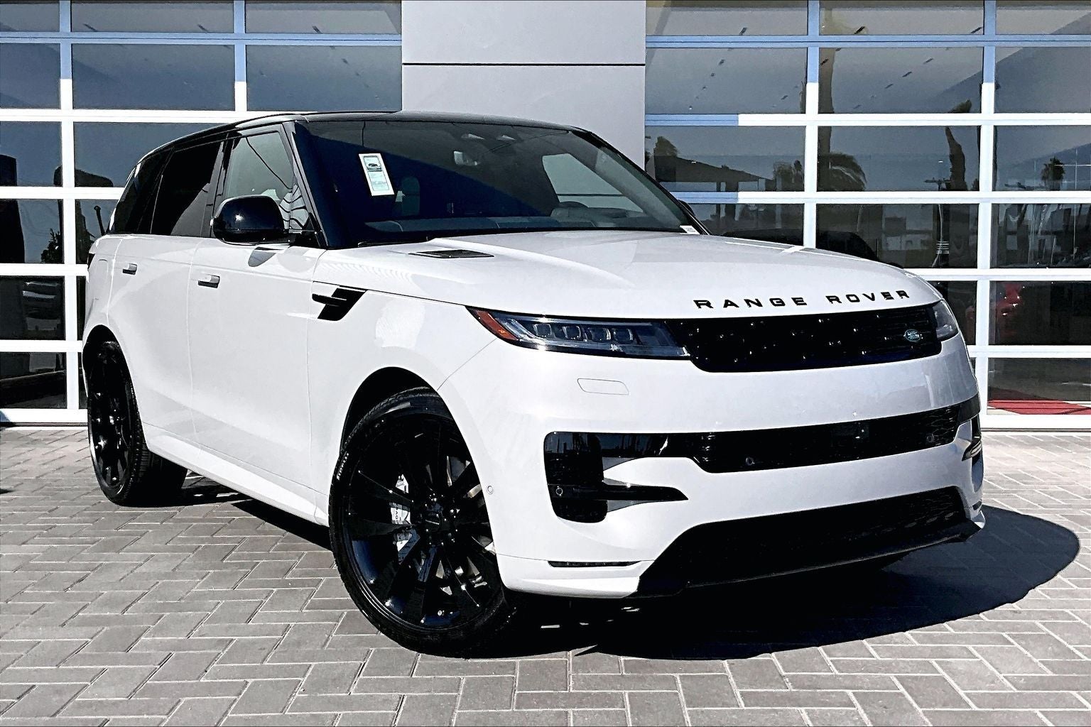 2026 Land Rover Range Rover Sport Dynamic SE