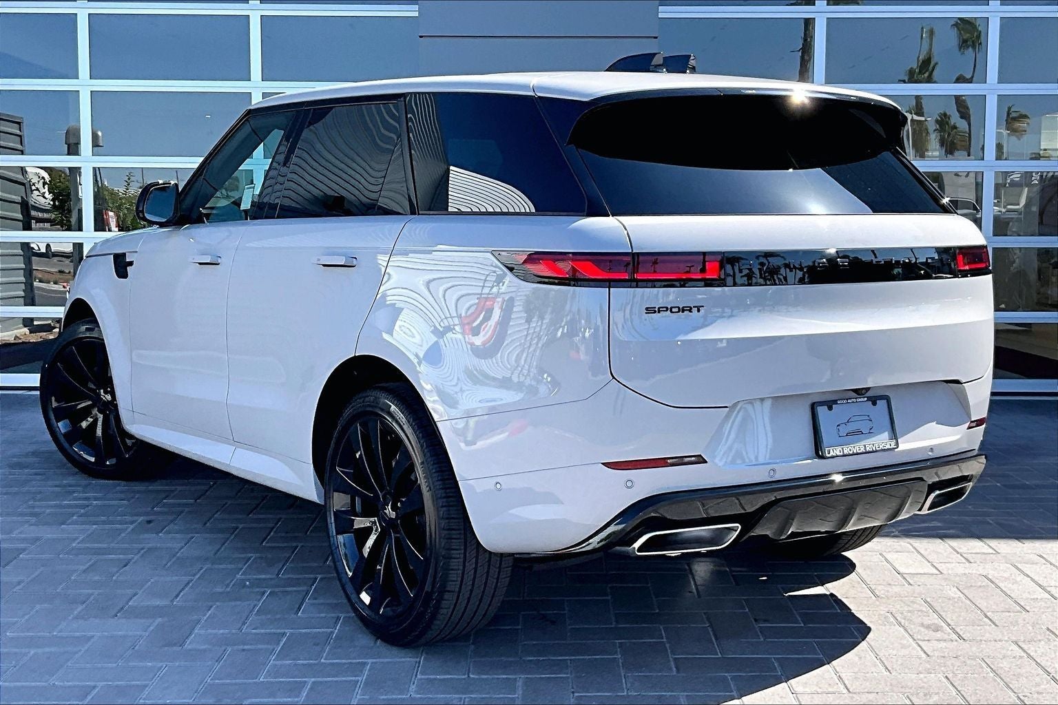 2026 Land Rover Range Rover Sport Dynamic SE