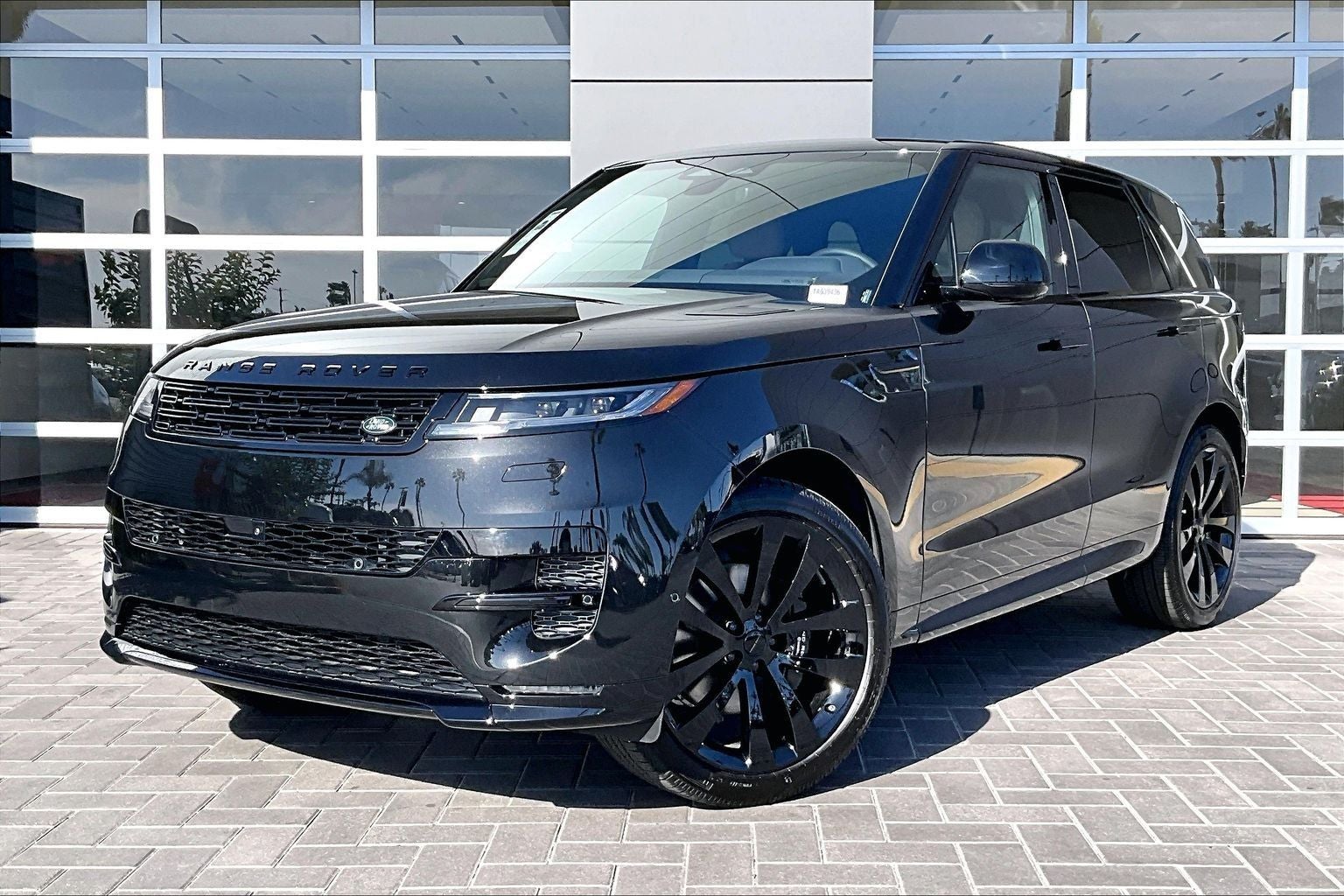 2026 Land Rover Range Rover Sport Dynamic SE