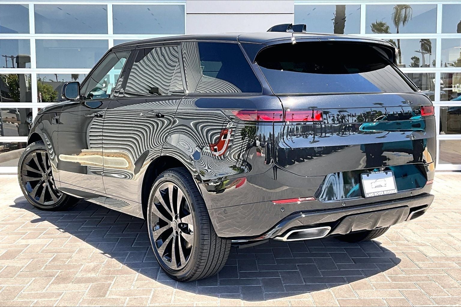 2027 Land Rover Range Rover Sport Dynamic SE