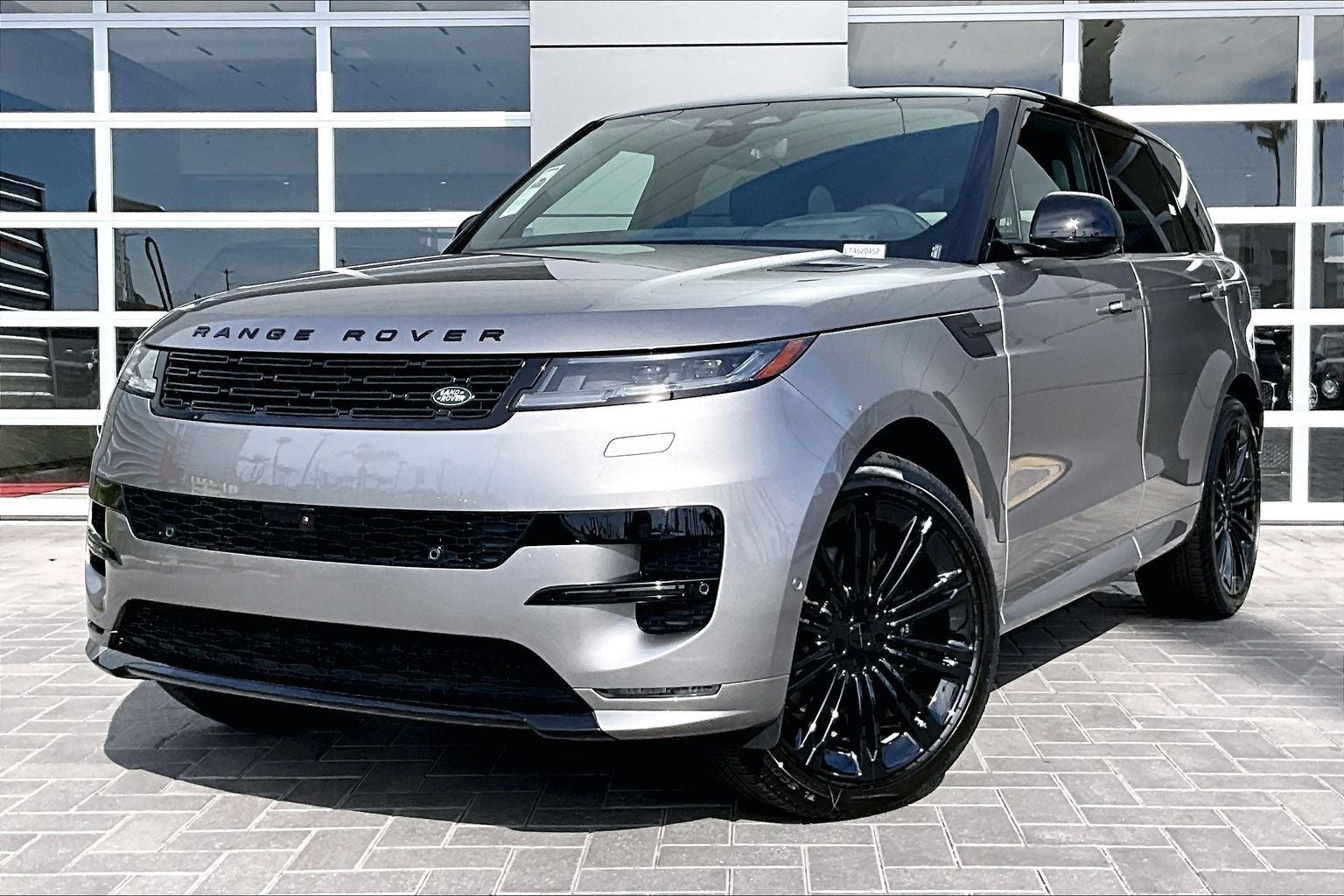 2026 Land Rover Range Rover Sport Dynamic SE
