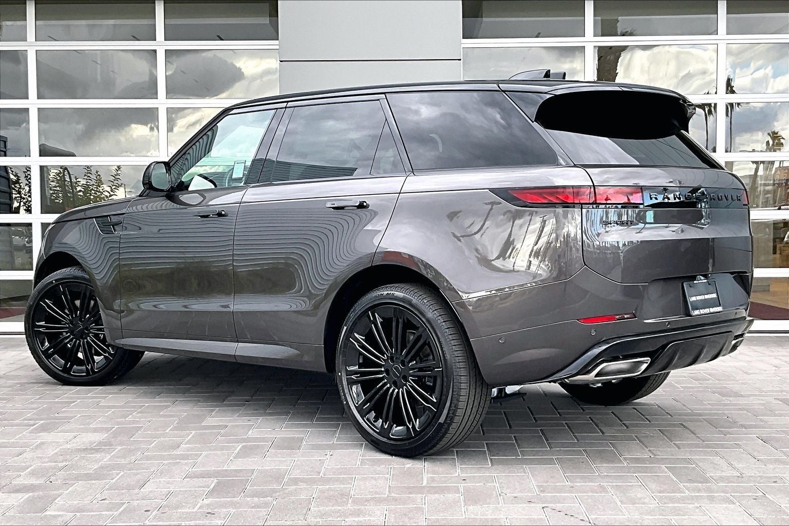 2026 Land Rover Range Rover Sport Dynamic SE