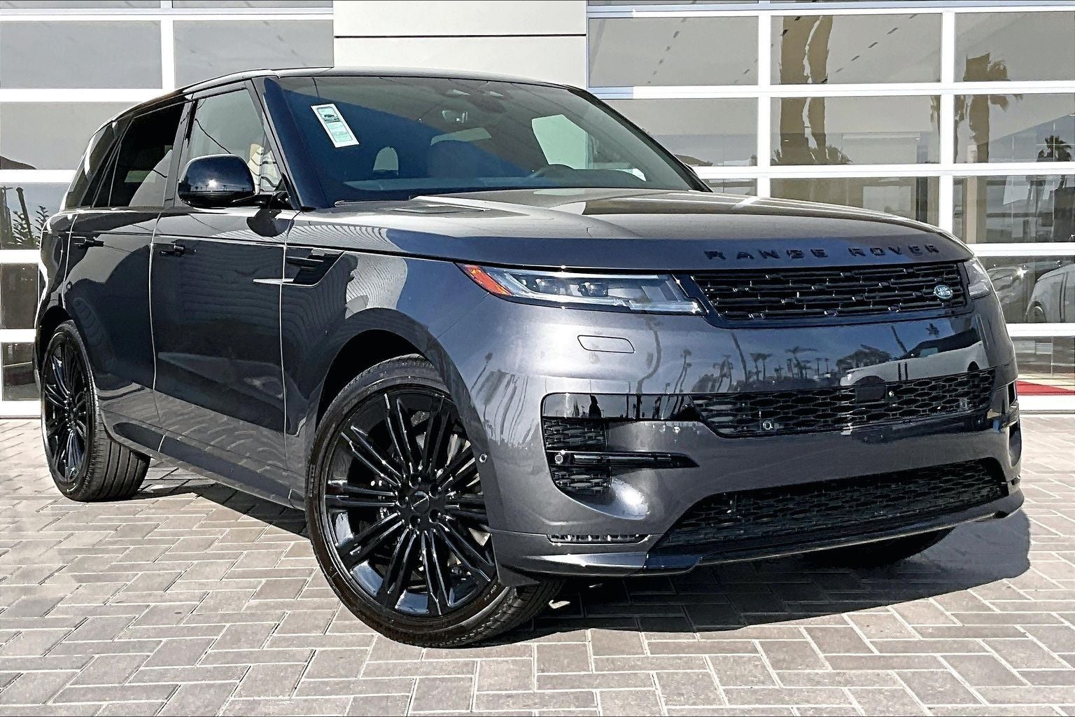 2026 Land Rover Range Rover Sport Dynamic SE
