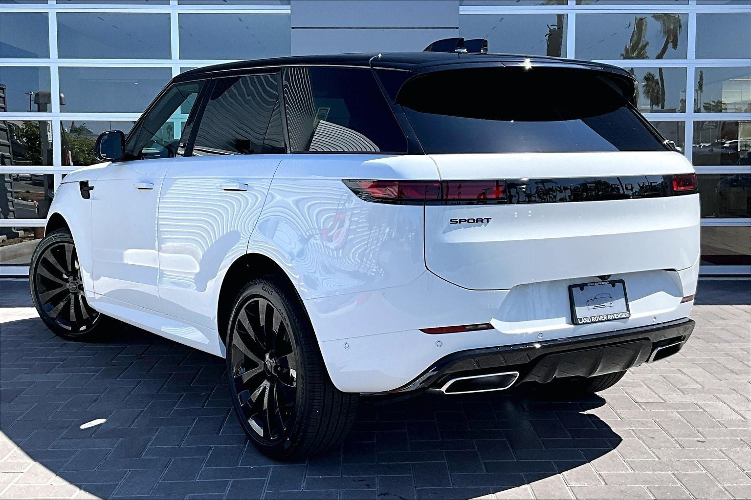 2027 Land Rover Range Rover Sport Dynamic SE