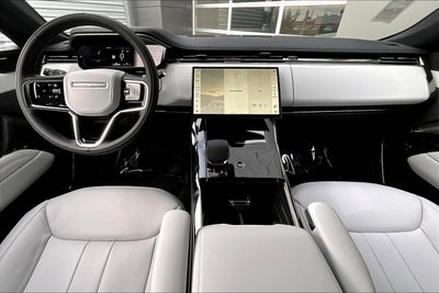 2026 Land Rover Range Rover Sport SE